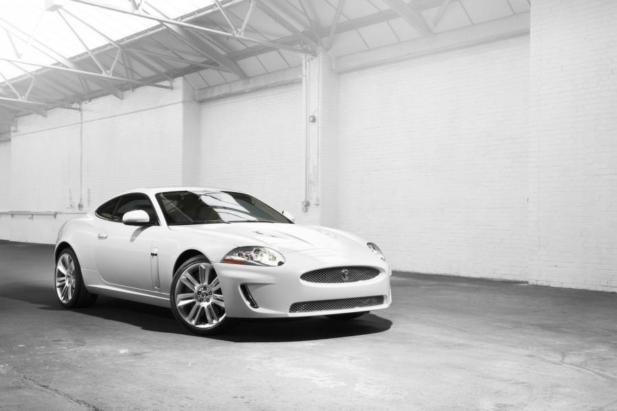  Jaguar XKR Coupe 2009 года  (фото 125 из 132)